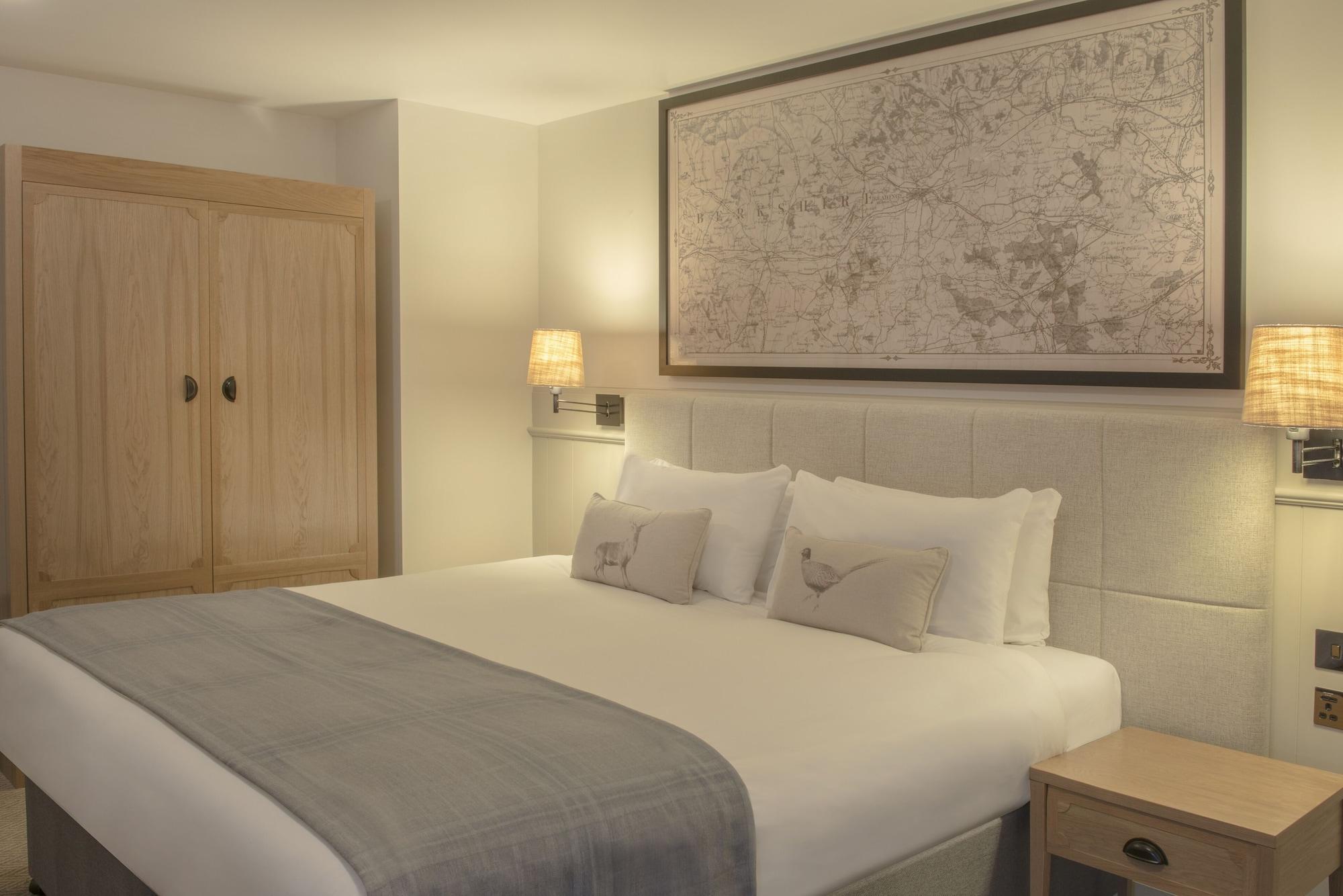 Hotel De Vere Wokefield Estate 4*